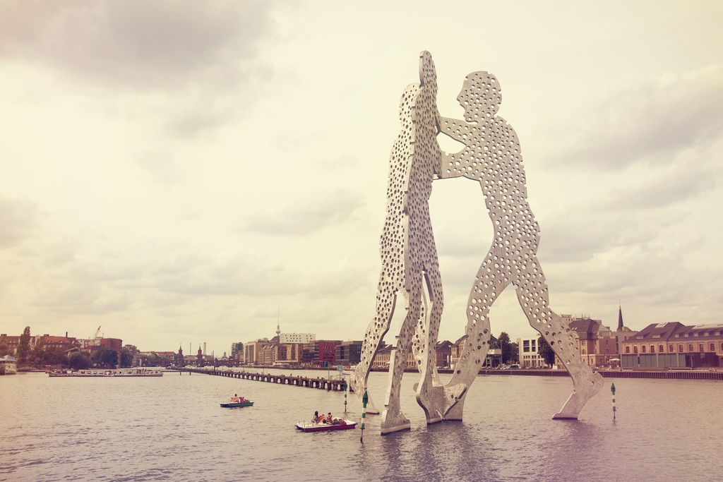Jonathan Borofsky – Hammering Man